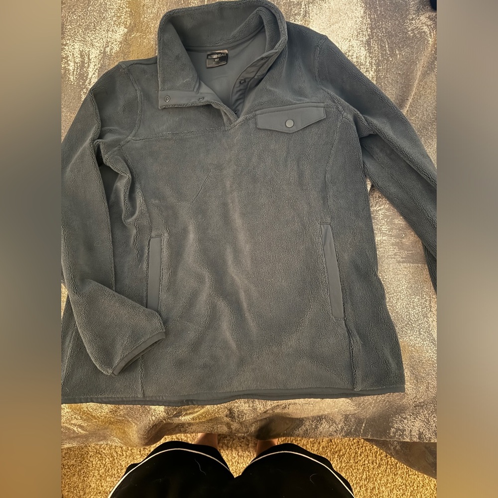 Fleece pullover